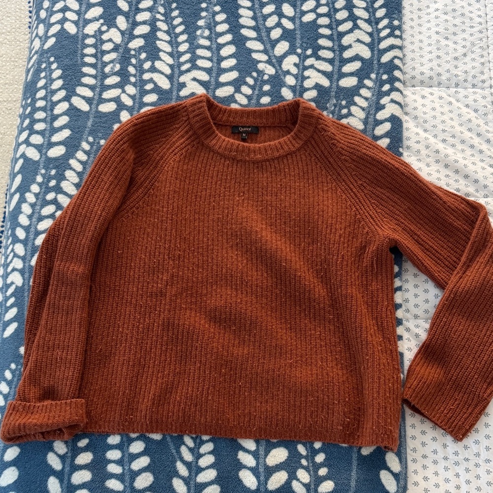 Quince cashmere sweater, medium, good used condition some pilling